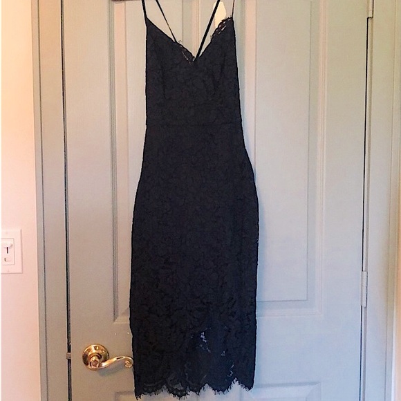 Lulus Lace Fully Lined Body on Dress - Picture 3 of 6